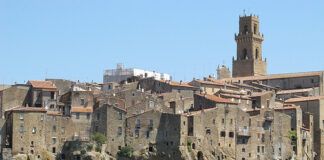 Pitigliano