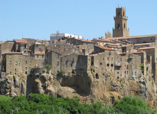 Pitigliano