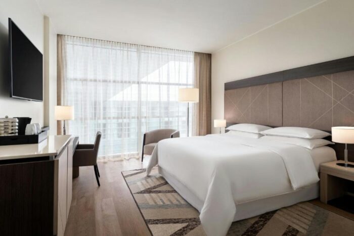 Hotel dentro do Aeroporto de Milão Malpensa 2 O quarto King Classic tem todas as comodidades para quem procura um hotel no Aeroporto Malpensa para descansar entre um voo e outro