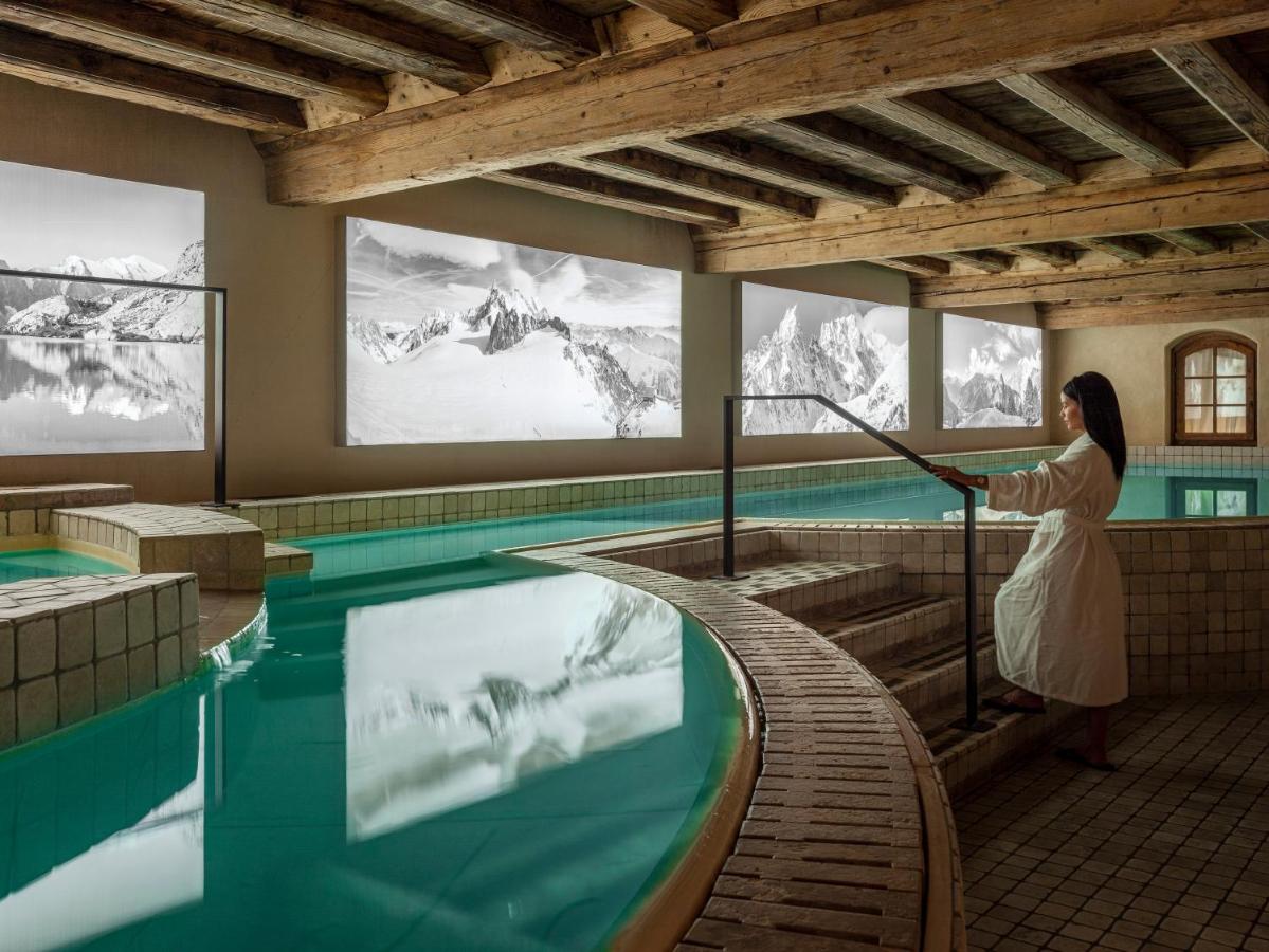 piscina interna do Relais Mont Blanc Hotel & Spa