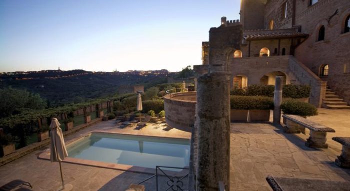 ficar hospedado em um castelo na Italia