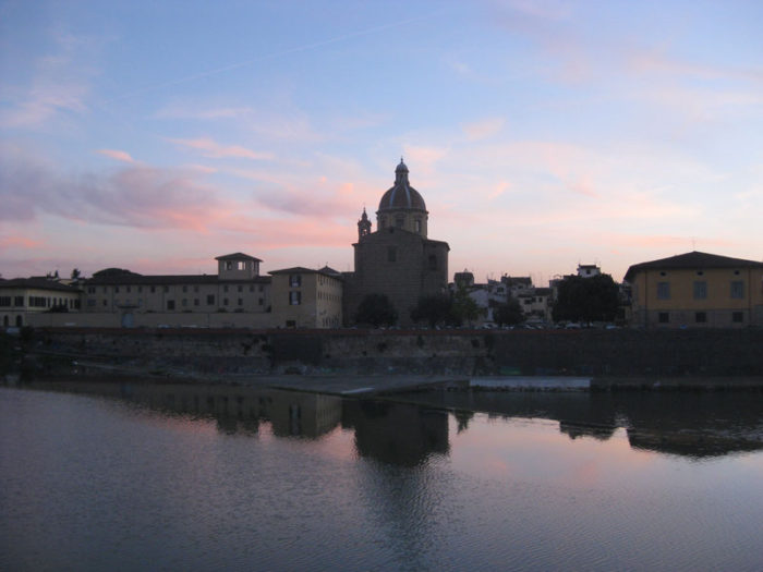 Rio Arno em Florença