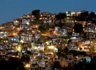 A arte pode mudar o mundo - insideout - foto da favela do Rio de Janeiro pelo fotógrafo JR