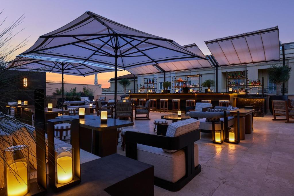 Nobu Hotel Roma abre as portas em novembro de 2025 6 O Rooftop Bar do Nobu Hotel Roma: certamente um novo ponto de encontro badalado da cidade
