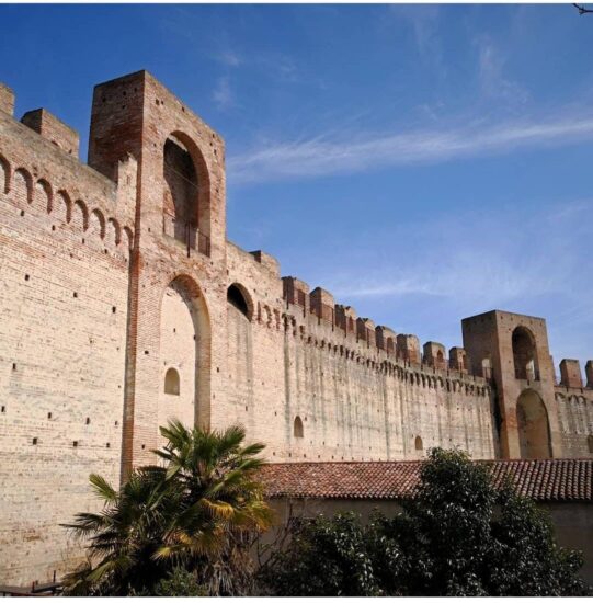 Carla Bottino conta sobre sua mudança do Brasil para Padova, com ótimas dicas do que ver e fazer 2 Os muros de Cittadella, uma das cinco cidades muradas nos arredores de Padova
