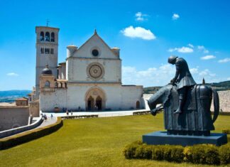 Basílica de São Francisco em Assis, Umbria, Italia