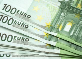 Limite para pagamento em papel-moeda na Italia sobe para 5 mil euros