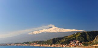 Vulcão Etna na Italia