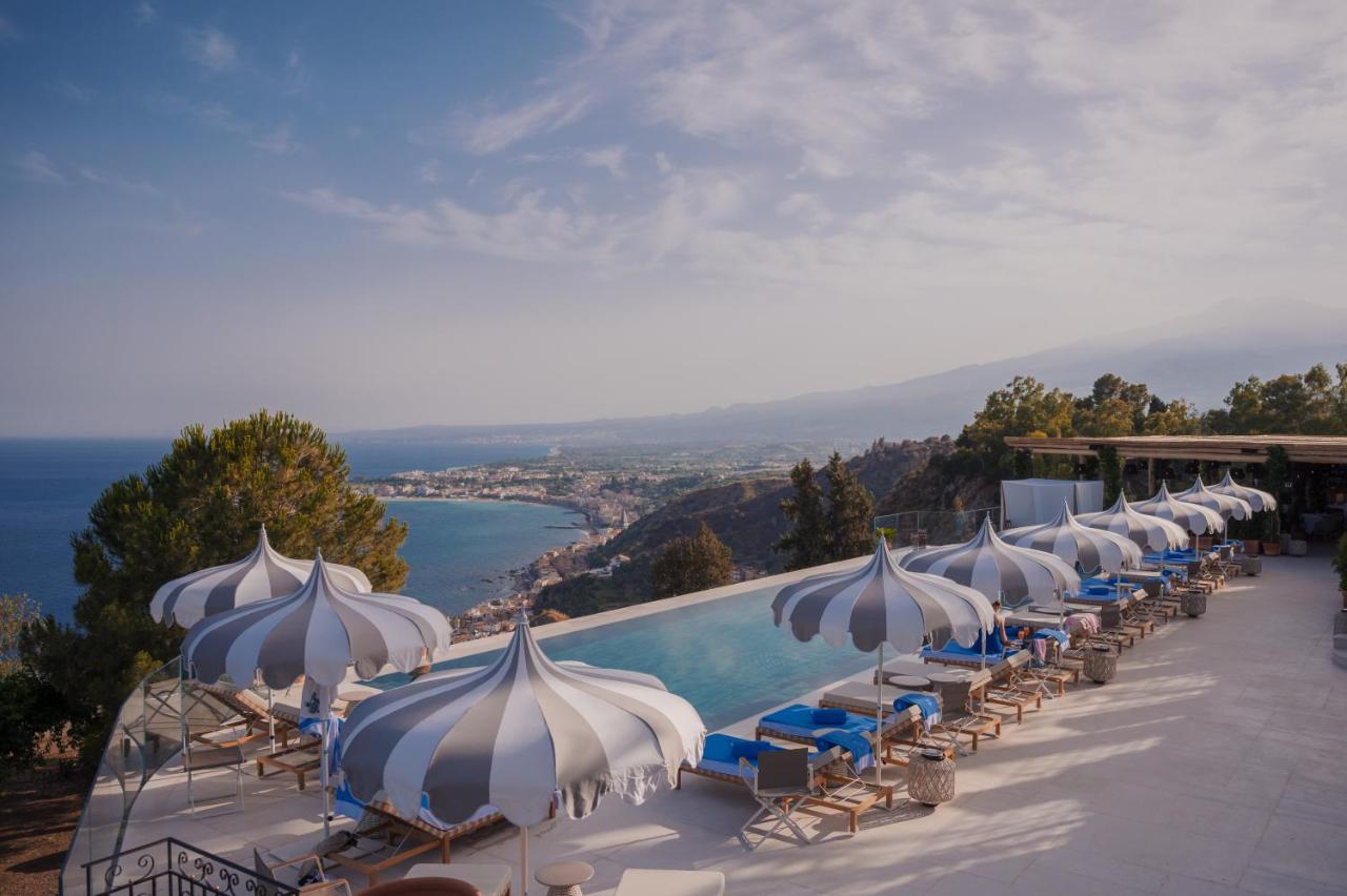 San Domenico Palace em Taormina a piscina com vista para a Ilha Bela