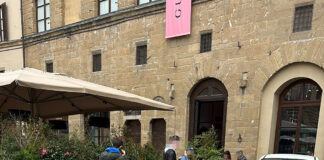 Turista americano multado em Florença