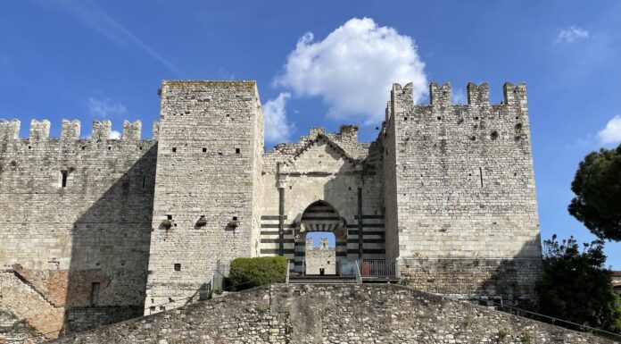 Prato Castello dell'Imperatore fachada