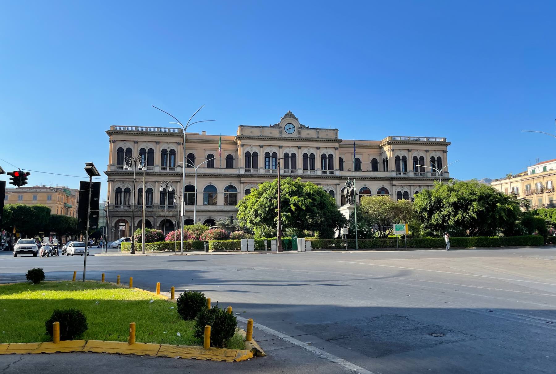 Genio Express, o Novo Serviço de Trem Rápido para o Aeroporto Punta Raisi já está ativo em Palermo - foto da estação Palermo Centrale