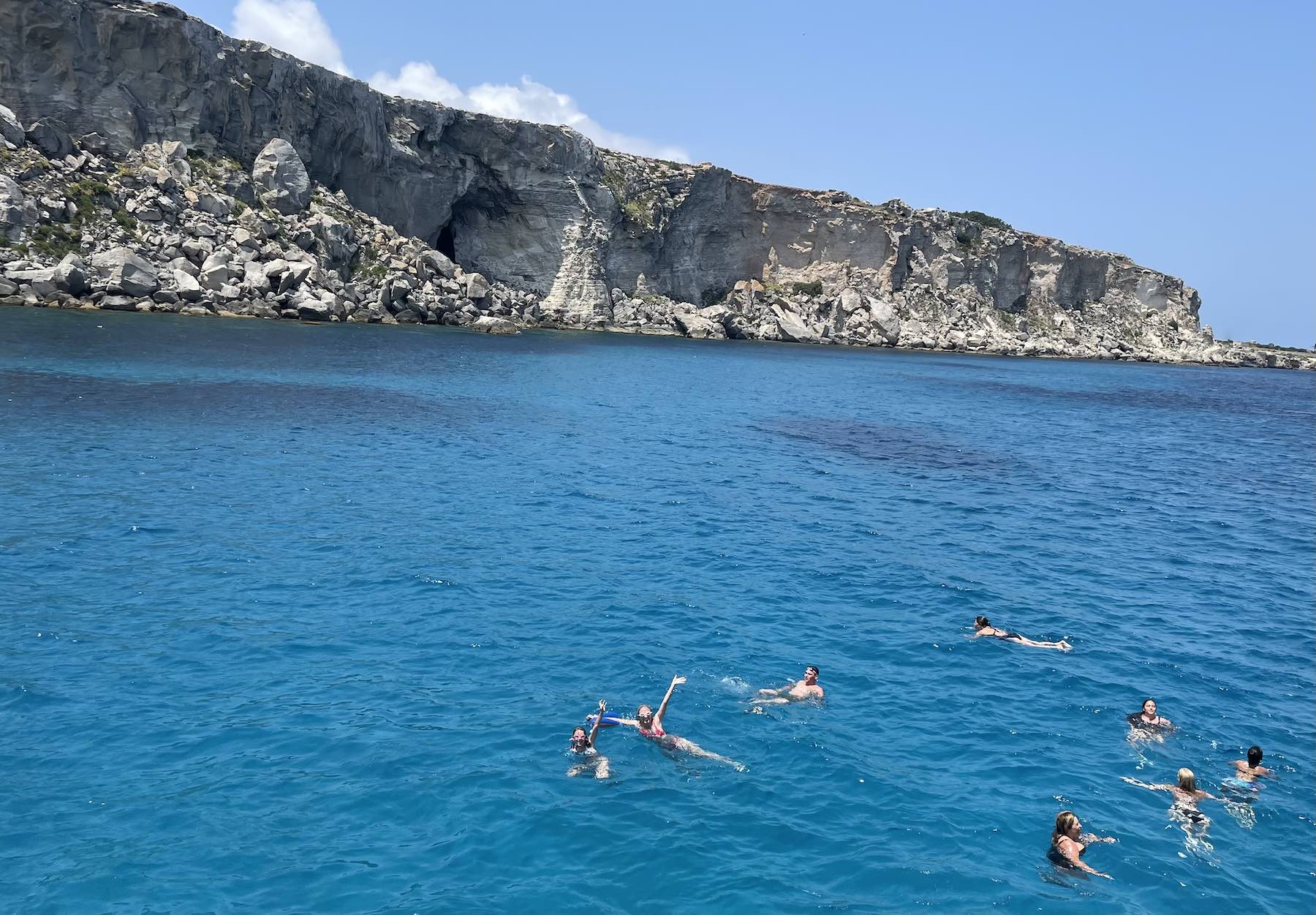 Passeio de barco com parada para nadar em Favignana