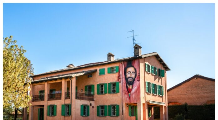 Casa Museu de Luciano Pavarotti em Modena Itália