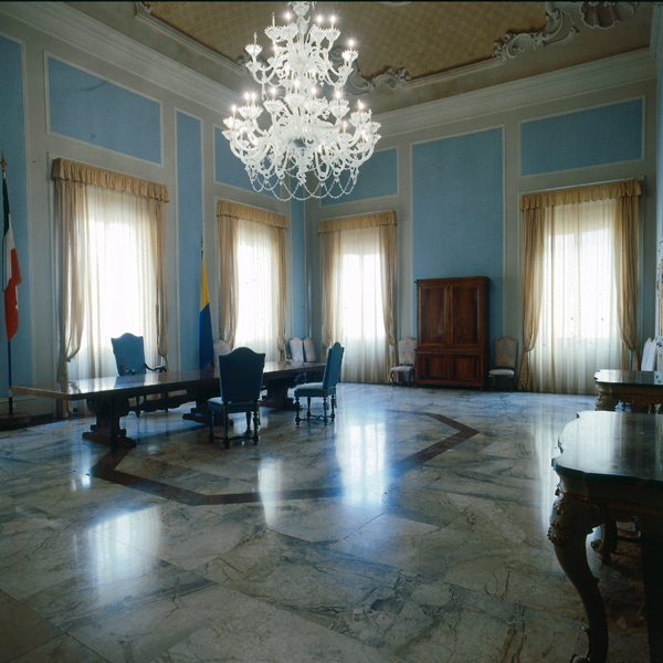 A Sala dos Casamentos (Sala dei Matrimoni) do Palazzo Comunale de Modena