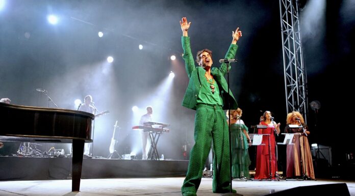 Confirmado show do Mika em 2024 no Lucca Summer Festival