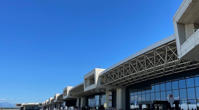 Aeroportos de Milão estão entre os melhores da Europa - na foto área de embarque do aeroporto Malpensa