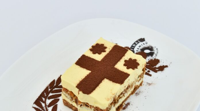 A Doce Competição Retorna: Copa do Mundo de Tiramisù 2024 em São Paulo - Na foto o tiramisù da campeã brasileira Patrícia Guerra