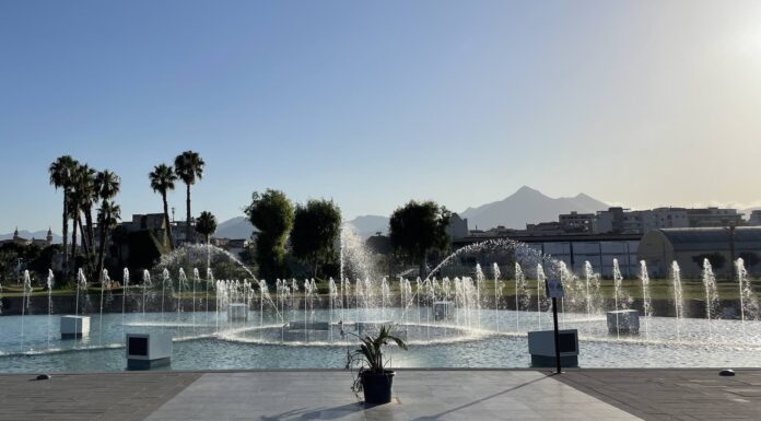 Fonte Marina no Porto de Palermo Fonte Marina em Palermo, Sicilia, Italia