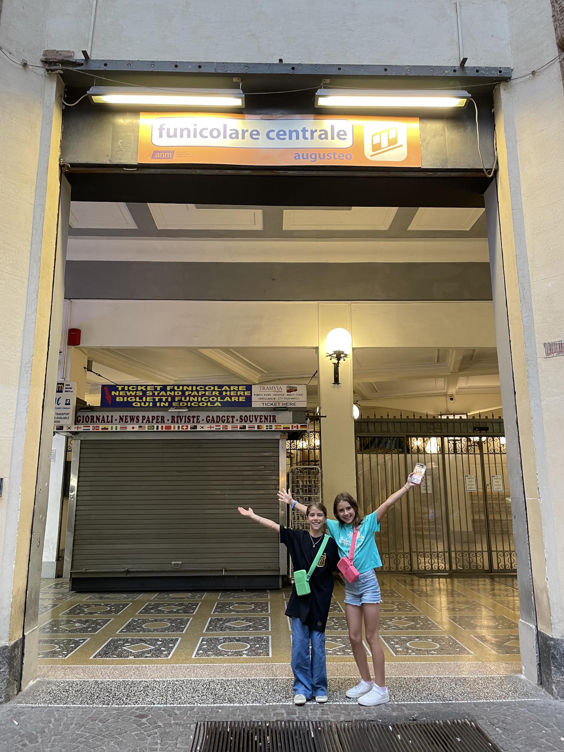 Funicolare Centrale na Via Toledo