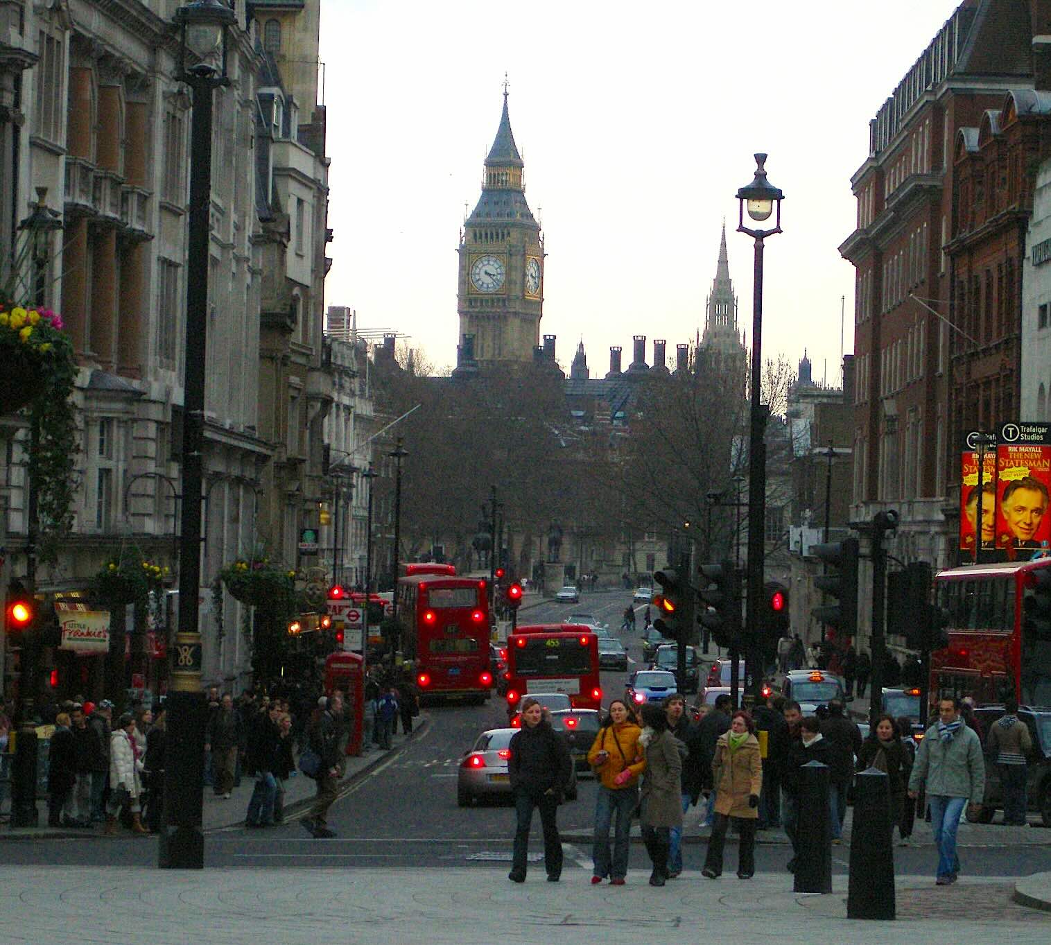 Quais companhias oferecem voos diretos Florença-Londres
