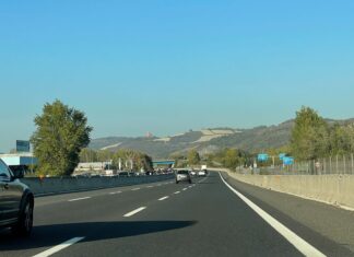 trecho da A1 pouco antes de chegar em Bolonha (para quem sai de Florença a Milão)