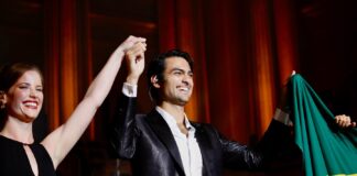 Show de Matteo Bocelli no Teatro del Silenzio, Toscana Foto de Matteo Bocelli durante show no Brasil (crédito: divulgação/facebook) - em breve: Show de Matteo Bocelli no Teatro del Silenzio, Toscana