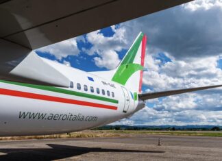 Voo Direto entre Malpensa e Fiumicino - na foto um avião da companhia aérea Aeeroitalia