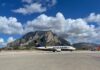 Promoção imperdível da Ryanair 2025: Um avião da Ryanair no aeroporto de Palermo