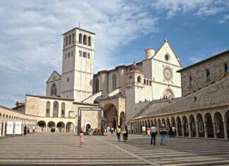 Como Ir de Florença a Assis