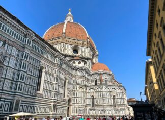 Florença em maio - A Catedral de Florença com a cúpula de Brunelleschi