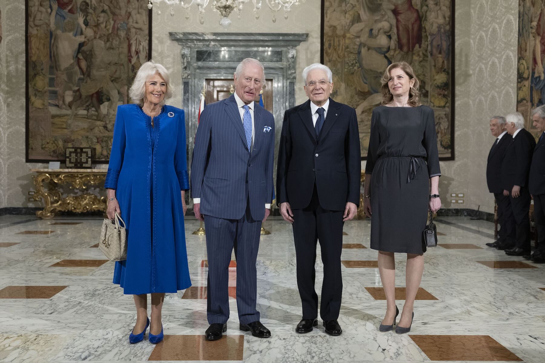 Rei Charles III e Rainha Camilla na Itália - O Presidente da República, Sergio Mattarella, e a Sra. Laura com Suas Majestades, o Rei Charles III e a Rainha Camilla do Reino Unido da Grã-Bretanha e Irlanda do Norte (foto de Francesco Ammendola – Escritório de Imprensa e Comunicação da Presidência da República).
