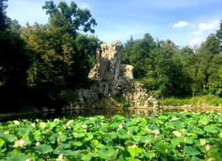 A escultura monumental de Giambologna, chamada de Colosso dell'Appennino é um dos destaques do Parco di Pratolino, na Toscana