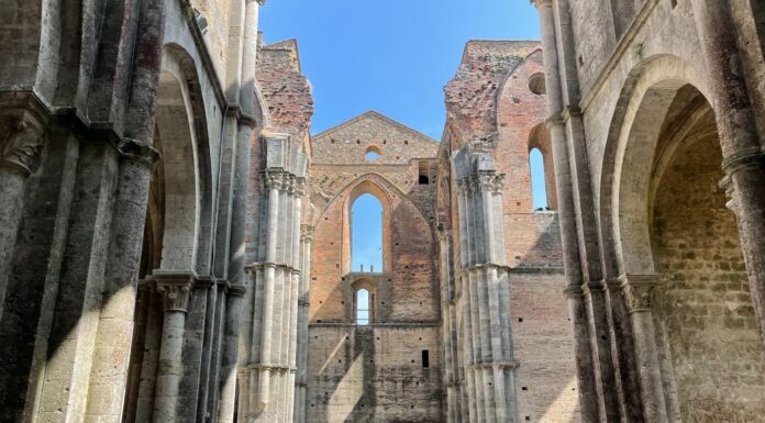 San Galgano, a espada na pedra e o encanto de Chiusdino na Toscana Abadia de San Galgano