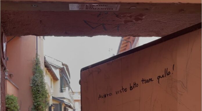A janelinha secreta de Bolonha: descubra o Canale di Reno pela Finestra di Via Piella A janelinha secreta de Bolonha: descubra o Canale di Reno pela Finestra di Via Piella