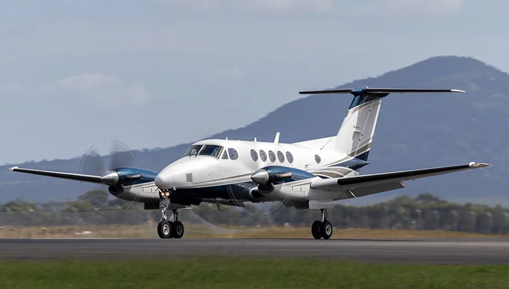 Enac realiza primeiro voo demonstrativo de mobilidade aérea regional entre Fano e Roma em 50 minutos 1 Um avião King Air B200 foi usado para voar de Fano até Roma Urbe em primeiro voo de mobilidade aérea regional (RAM)