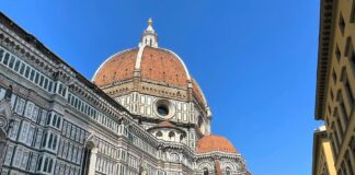 A catedral de Florença começou a ser construída em 8 de setembro de 1296 e para celebrar o aniversário a entrada do Museu do Duomo é grátis