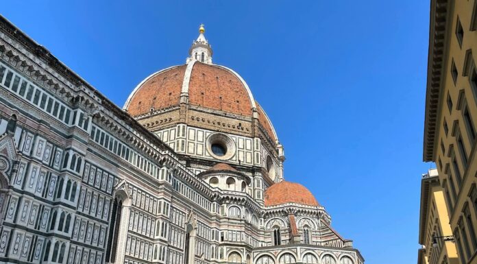 8 de setembro em Florença: dia de festa e entrada gratuita no Museu do Duomo A catedral de Florença começou a ser construída em 8 de setembro de 1296 e para celebrar o aniversário a entrada do Museu do Duomo é grátis