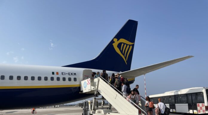 Adeus ao papel: Ryanair passa a aceitar apenas cartões de embarque digitais Adeus ao papel: Ryanair passa a aceitar apenas cartões de embarque digitais