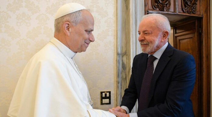 Papa Leone XIV recebe Lula em visita privada no Vaticano Papa Leone XIV recebe Lula em visita privada no Vaticano