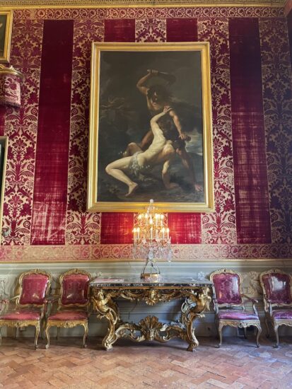 Galleria Doria Pamphilj em Roma: Velázquez e Caravaggio no palácio da Via del Corso 3 A sala do Veludo na Galleria Doria Pamphilj: esse veludo era símbolo máximo de status e está lá há mais de 200 anos!