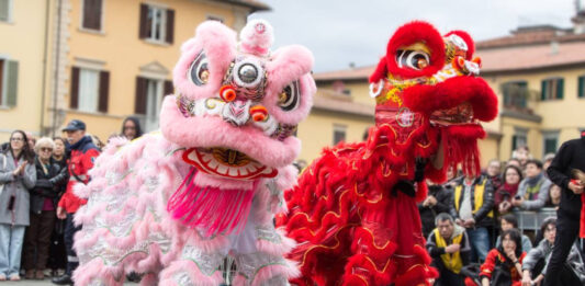 Ano Novo Chinês de Prato 2026: a Toscana que surpreende no Ano do Cavalo de Fogo