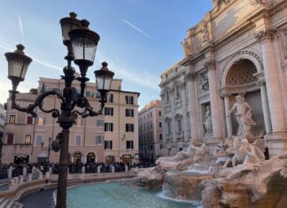 Fontana di Trevi recebe 230 mil visitantes no primeiro mês de acesso pago