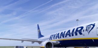Fila no controle de passaportes na Itália: Ryanair pede suspensão do novo sistema EES até setembro Fila no controle de passaportes na Itália: Ryanair pede suspensão do novo sistema EES até setembro