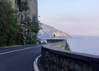 Melhor forma de ir de Roma a Sorrento: ônibus, trem, transfer ou carro? Melhor forma de ir de Roma a Sorrento