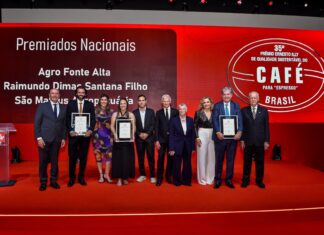 Prêmio Ernesto Illy reconhece os melhores cafeicultores do Brasil em sua 35ª edição Prêmio Ernesto Illy reconhece os melhores cafeicultores do Brasil em sua 35ª edição