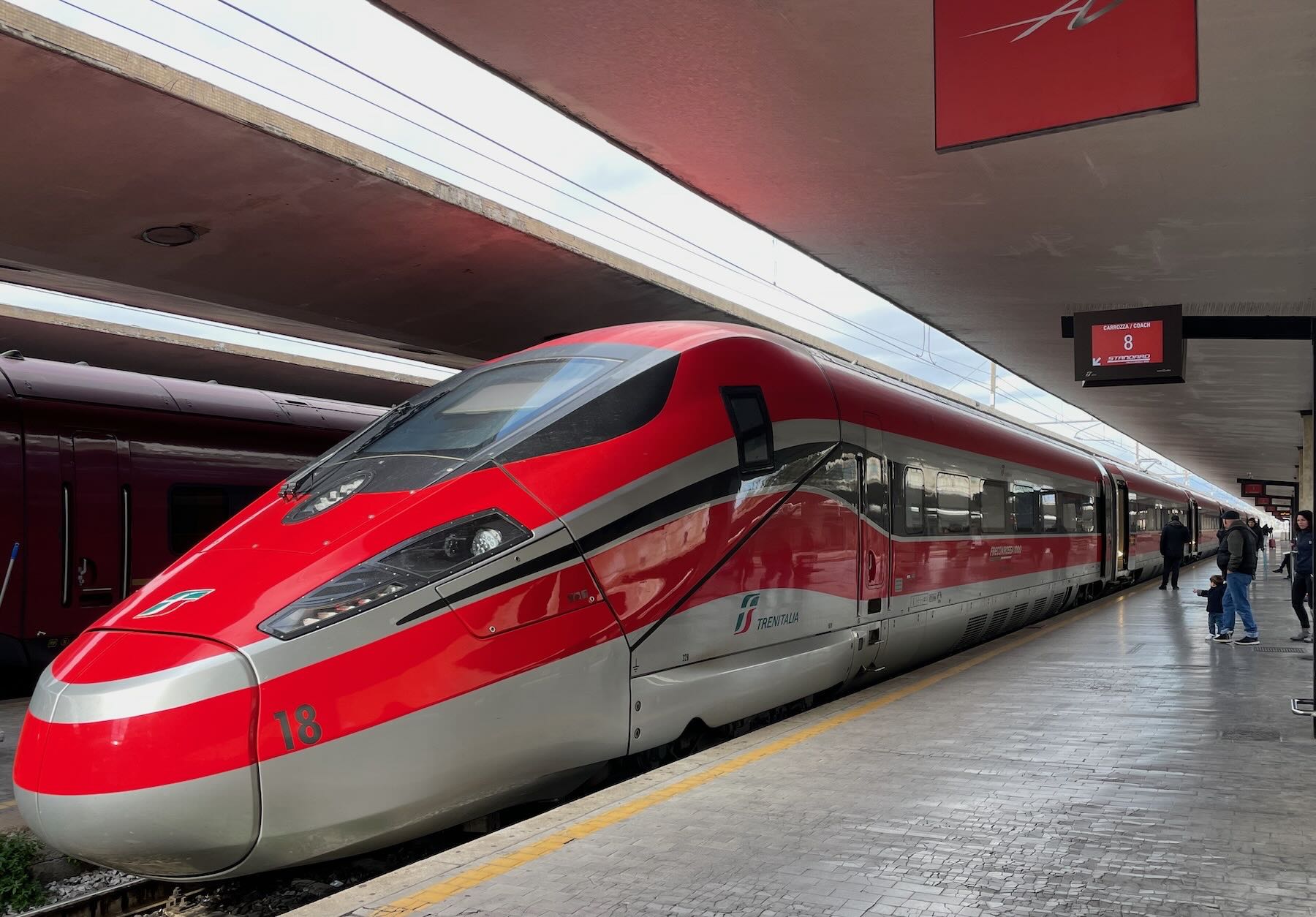 Trem direto entre Lecce e Nápoles facilita viagens pelo sul da Itália a partir de julho