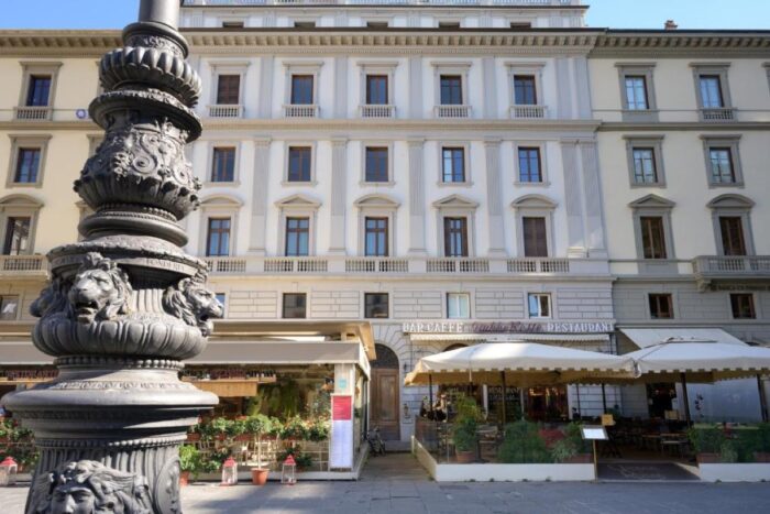 Hotéis em Florença, onde se hospedar 26 Fachada do prédio do Mabelle Centro, na Piazza della Repubblica, em Florença