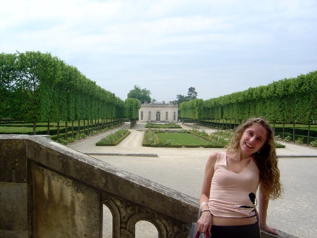 Reflexões durante uma visita a Mostra de Monet e Normandia no Palácio Real de Palermo 8 Com o Petit Trianon no fundo