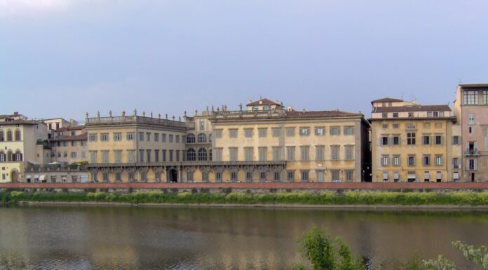Bienal de Antiguidades de Florença 2026: ingressos, datas e o que ver na BIAF Bienal de Antiguidades de Florença 2026 no Palazzo Corsini, às margens do rio Arno